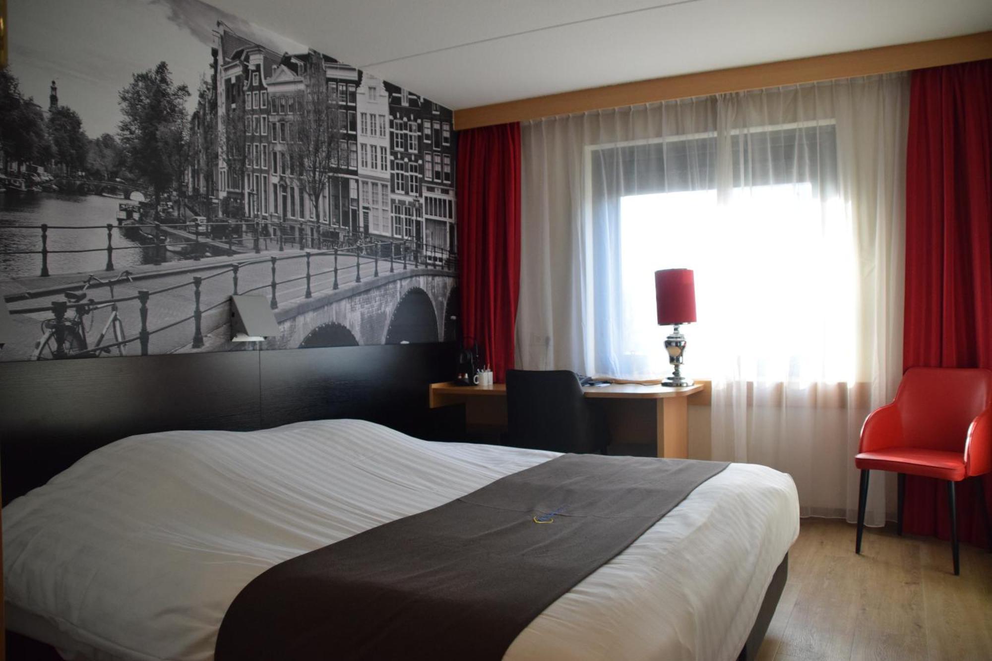 Bastion Hotel Leiden Voorschoten Buitenkant foto